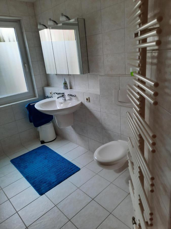 Komfort Apartment 2 Eg Bei Juergen Kunzi Filderstadt Exterior foto